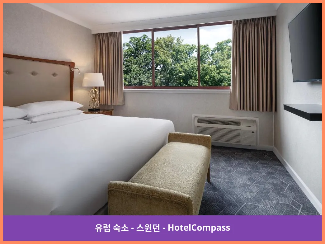 1 Bedroom Suite, 1 King, Sofa bed, Garden view, Free Wi-fi - Guestroom
